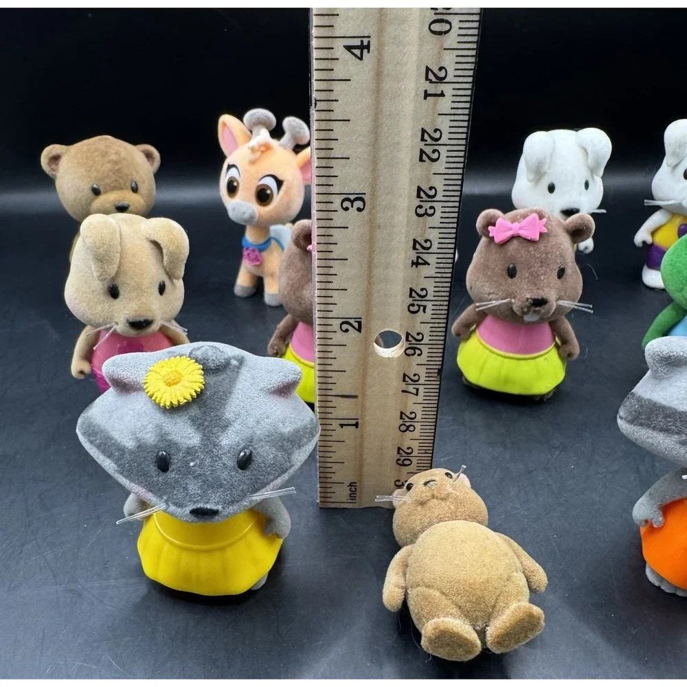 Lot Of 12 Li'l Woodreez Bobblezeez Flocked Animals Imaginative Role Play